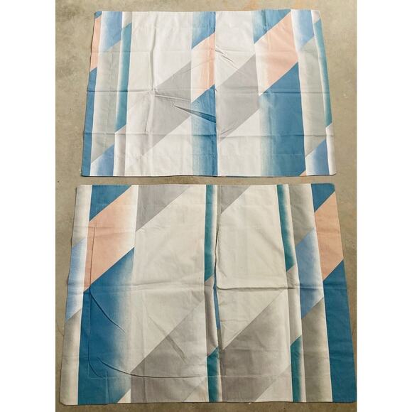 JCP PENNEY 2 STANDARD PILLOW SHAMS 80s Abstract Geometric Retro Pink Blue Grey - Picture 6 of 7
